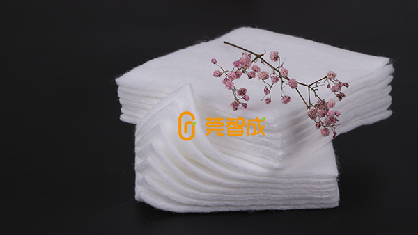 為什么鮮花吸水棉的吸濕能力強？