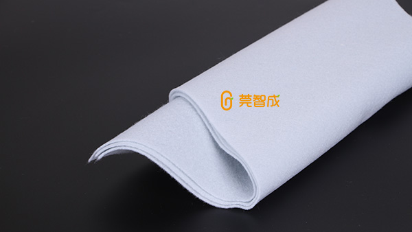 定制隔熱針刺無(wú)紡布時(shí)要注意什么？
